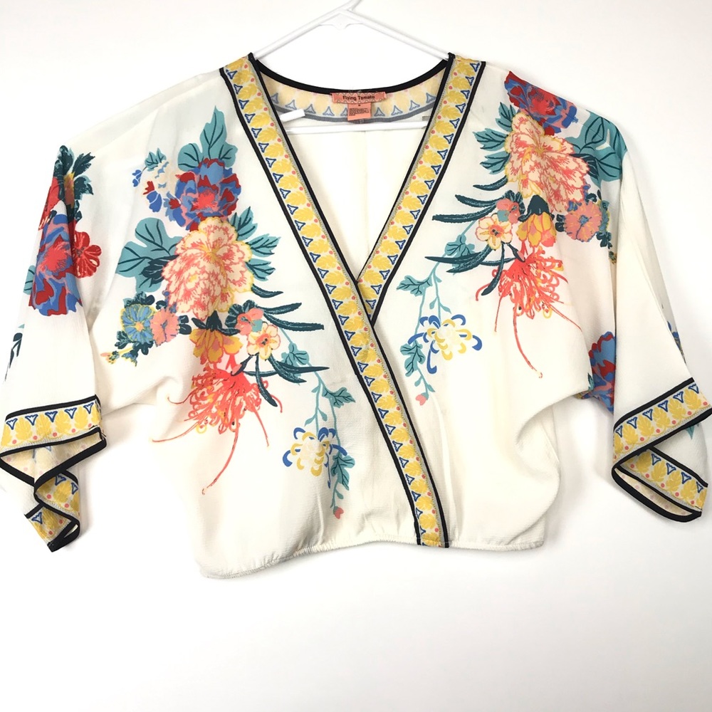 Flying Tomatoes Floral Top SZ Small